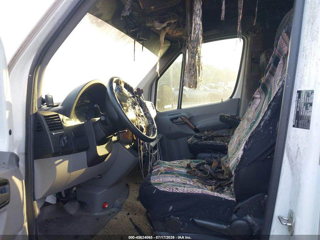 WDAPF4CC7E9591153 2014 MERCEDES-BENZ SPRINTER 3500 photo no. 7