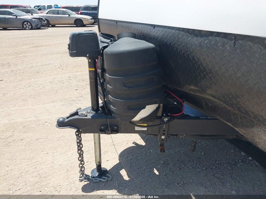 4X4TWDB20R7377735 2024 FOREST RIVER 30' BUMPER PULL TRAVEL TRAILER photo no. 10