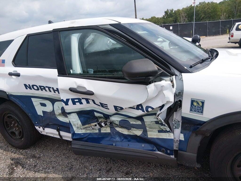 1FM5K8AB0NGA09130 2022 FORD POLICE INTERCEPTOR UTILITY photo no. 6