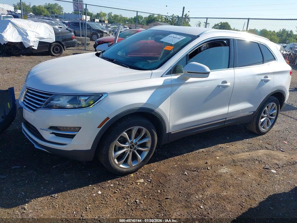 5LMCJ2C98HUL28814 2017 LINCOLN MKC photo no. 2