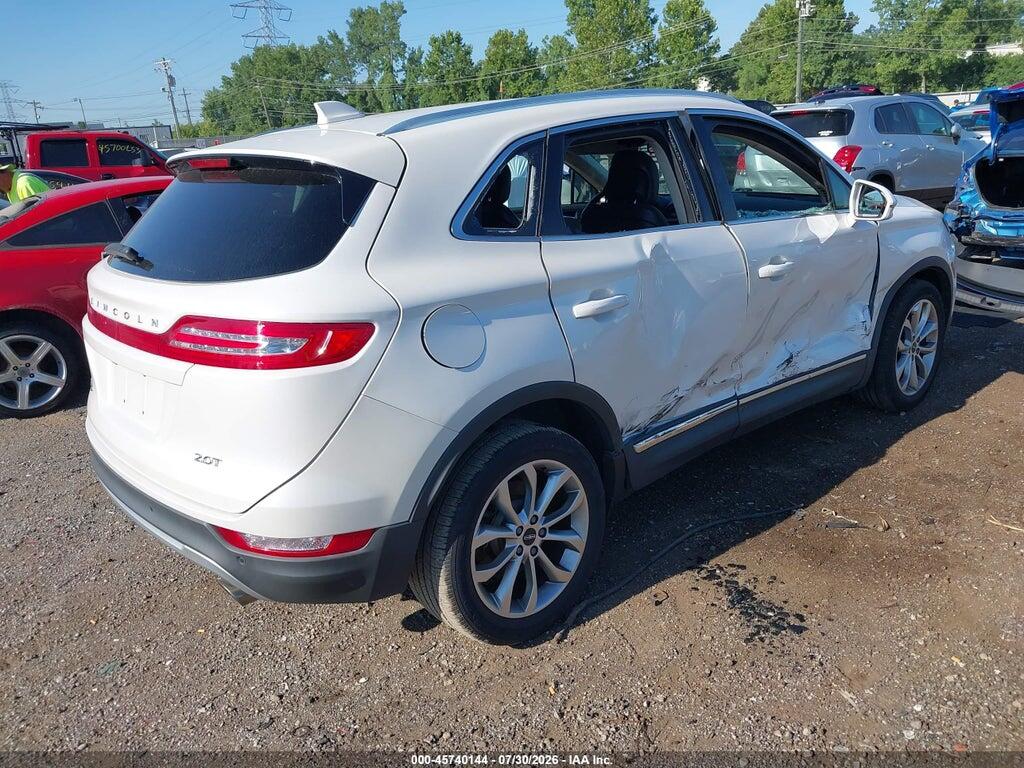 5LMCJ2C98HUL28814 2017 LINCOLN MKC photo no. 4