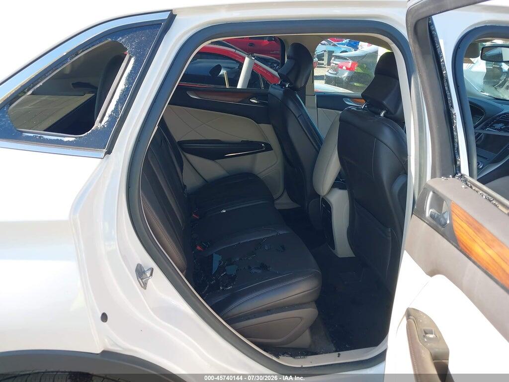 5LMCJ2C98HUL28814 2017 LINCOLN MKC photo no. 8