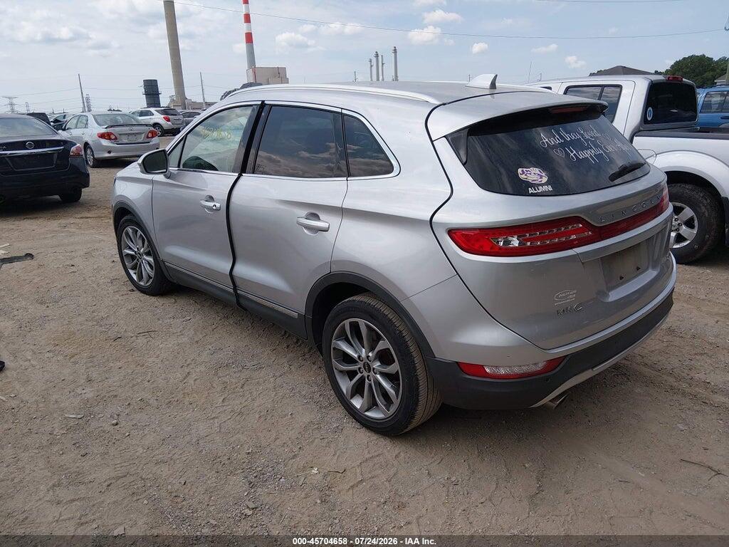 5LMCJ2C94HUL00587 2017 LINCOLN MKC photo no. 3