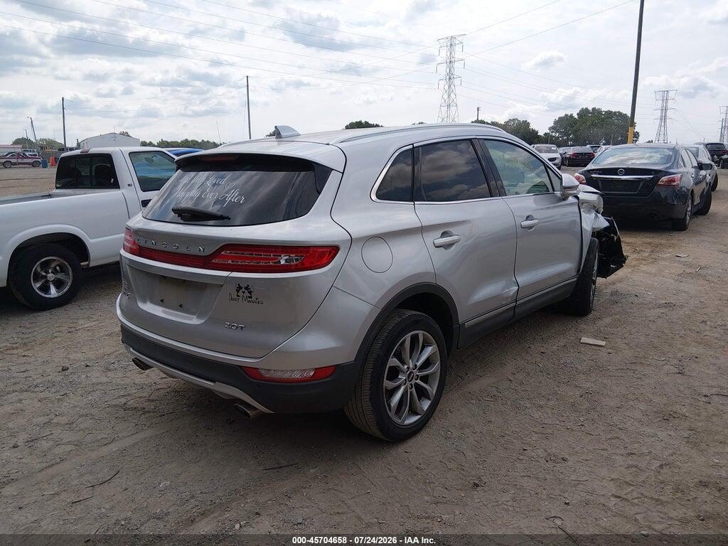 5LMCJ2C94HUL00587 2017 LINCOLN MKC photo no. 4