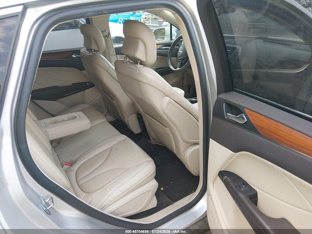 5LMCJ2C94HUL00587 2017 LINCOLN MKC photo no. 8