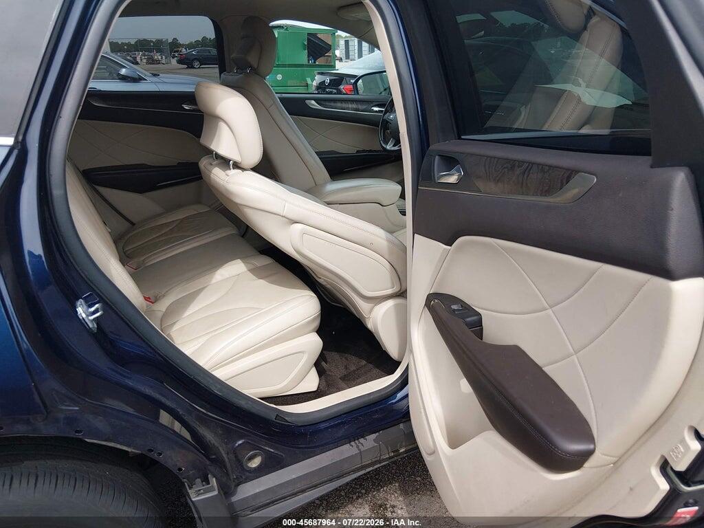 5LMCJ3D99HUL51443 2017 LINCOLN MKC photo no. 8