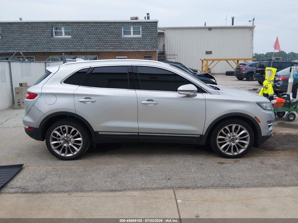5LMCJ3C97HUL12416 2017 LINCOLN MKC photo no. 12