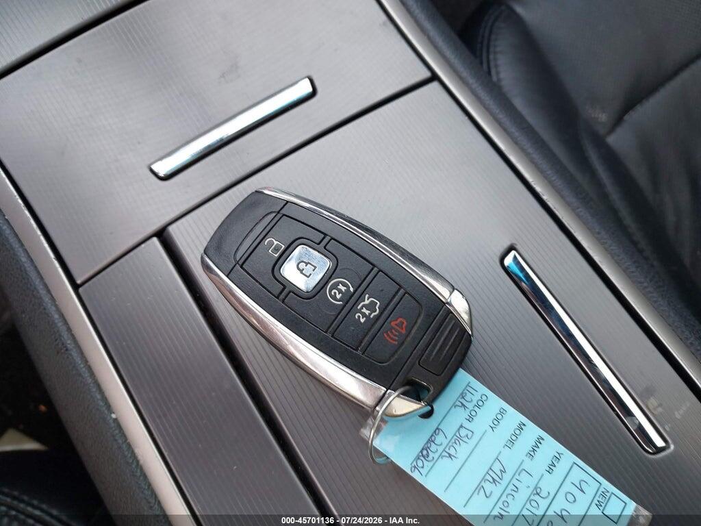 3LN6L5EC4HR622206 2017 LINCOLN MKZ photo no. 11