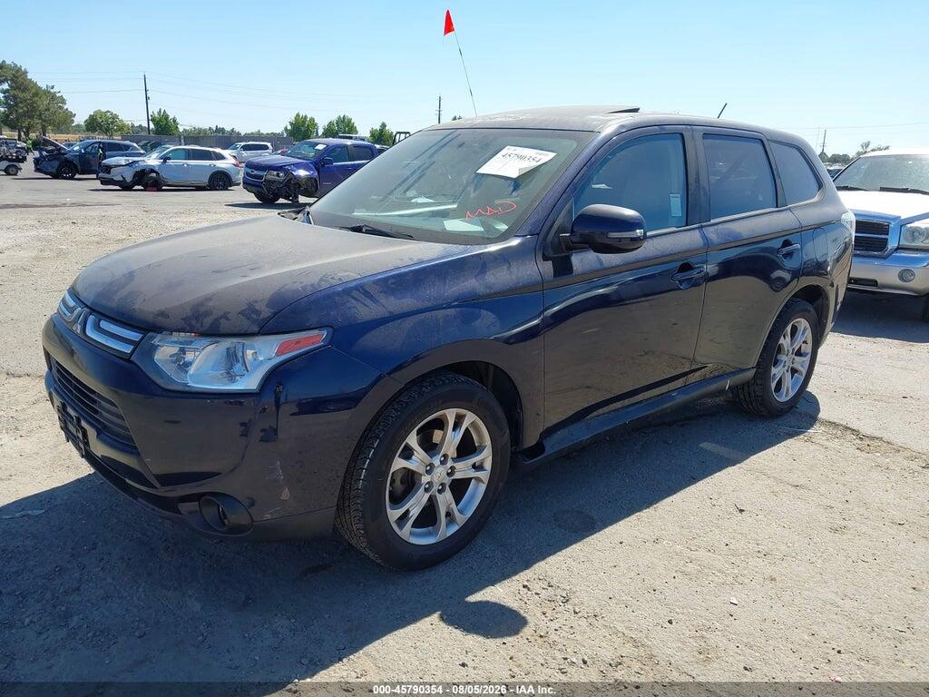 JA4AD3A31EZ004753 2014 MITSUBISHI OUTLANDER photo no. 2