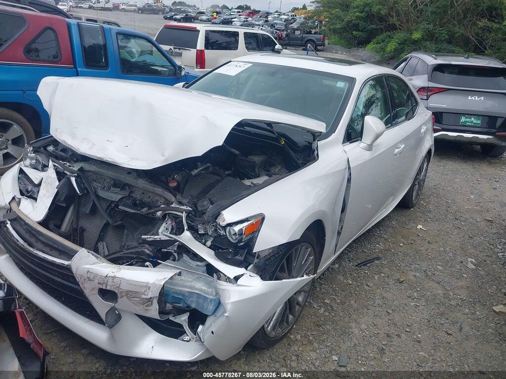 JTHBA1D26G5013130 2016 LEXUS IS 200T photo no. 2