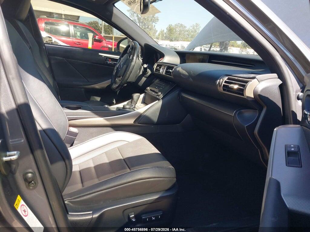 JTHBA1D25G5029187 2016 LEXUS IS 200T photo no. 5