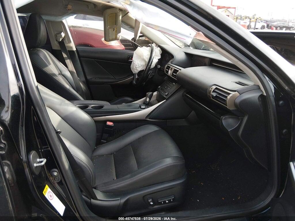 JTHBA1D28G5003652 2016 LEXUS IS 200T photo no. 5