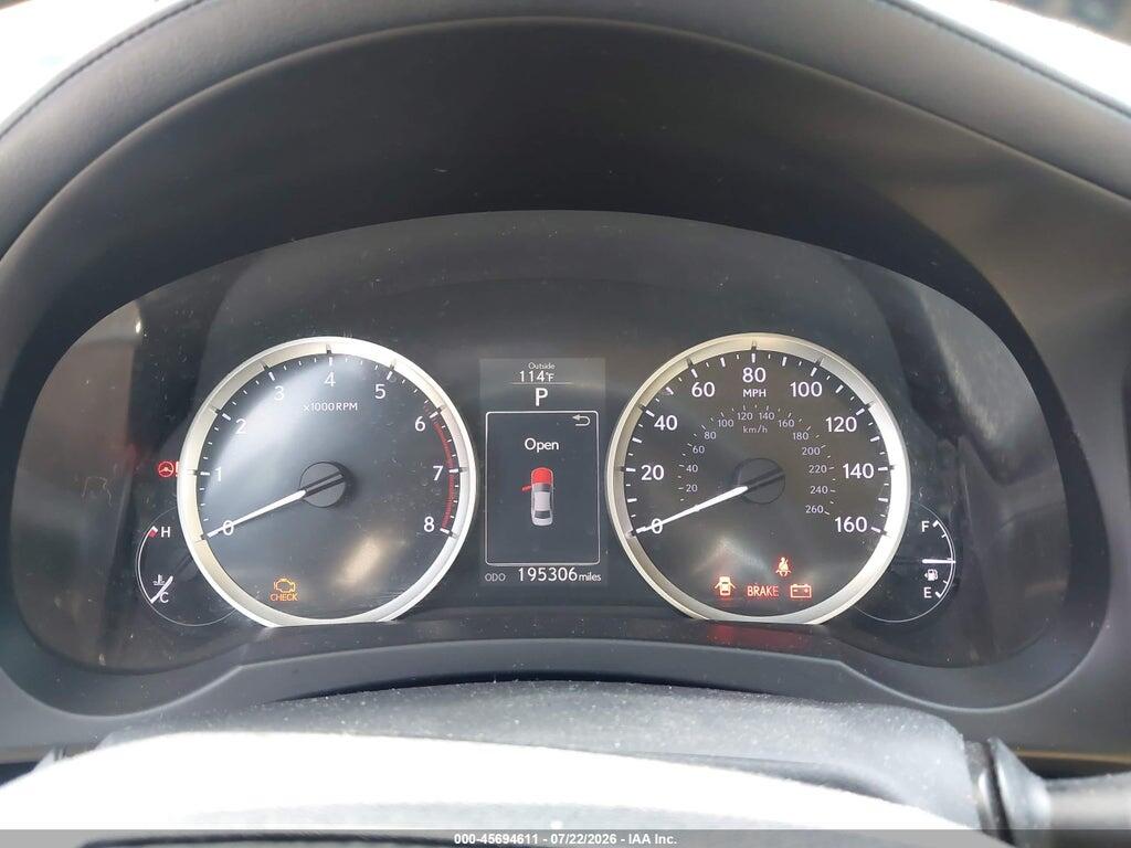 JTHBA1D25G5020747 2016 LEXUS IS 200T photo no. 7