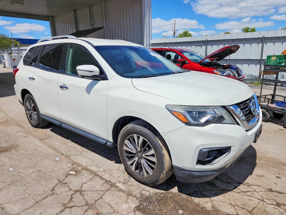 2017 NISSAN PATHFINDER SL — Фото 4 из 13