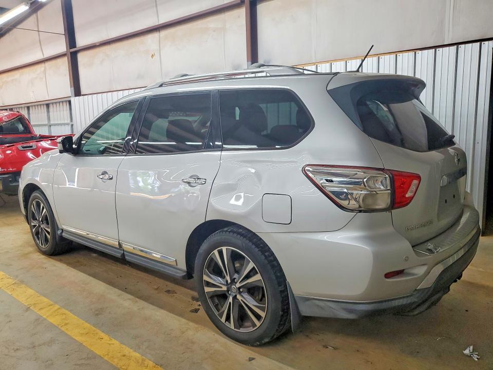 5N1DR2MN9HC617914 2017 NISSAN PATHFINDER photo no. 2