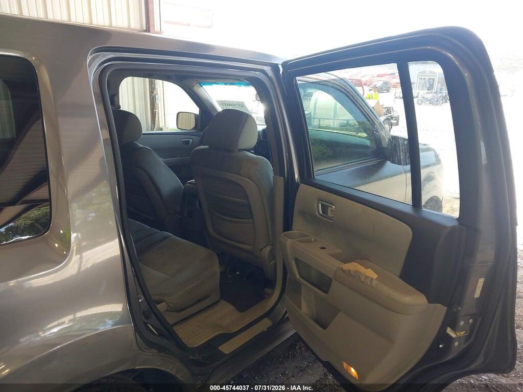 5FNYF3H20BB010430 2011 HONDA PILOT photo no. 8