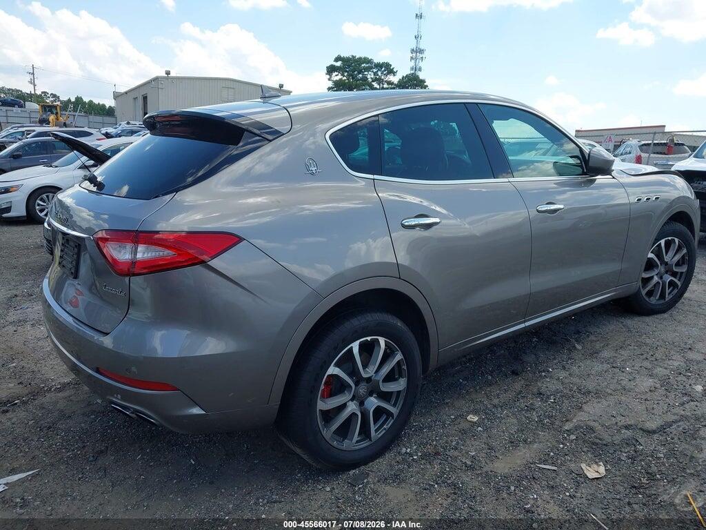 ZN661XUA3HX236209 2017 MASERATI LEVANTE photo no. 4