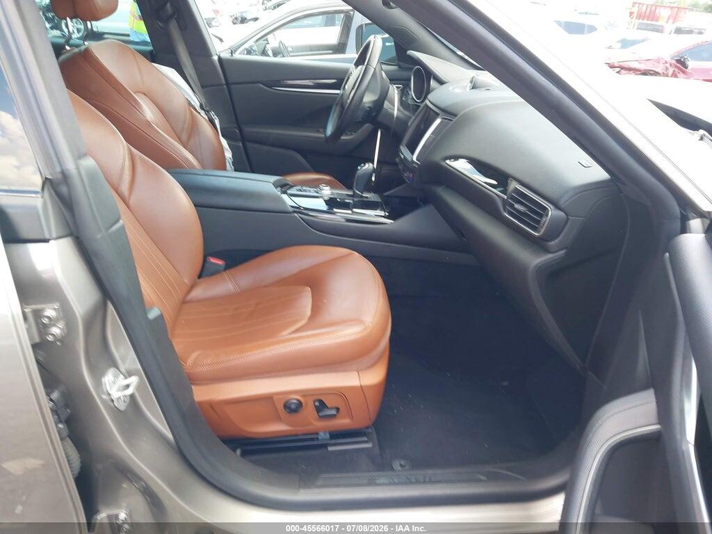 ZN661XUA3HX236209 2017 MASERATI LEVANTE photo no. 5