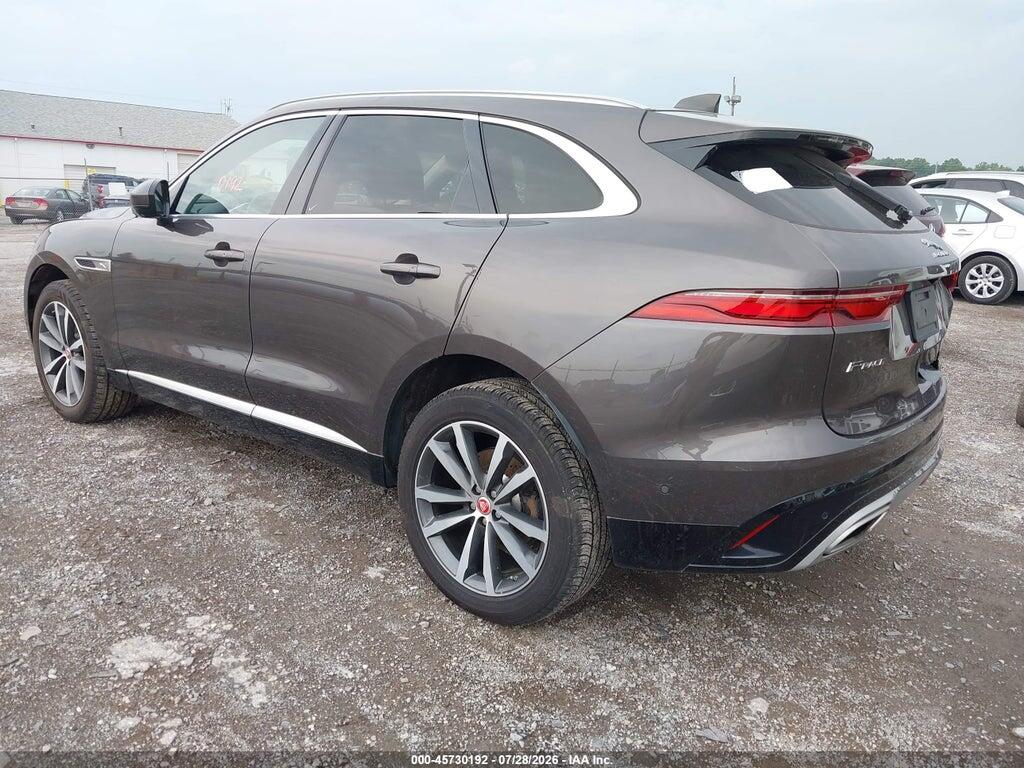 SADCJ2EUXMA668281 2021 JAGUAR F-PACE photo no. 3