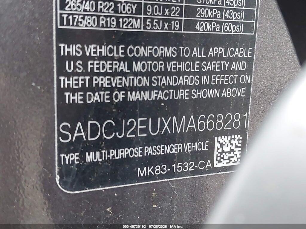 SADCJ2EUXMA668281 2021 JAGUAR F-PACE photo no. 9