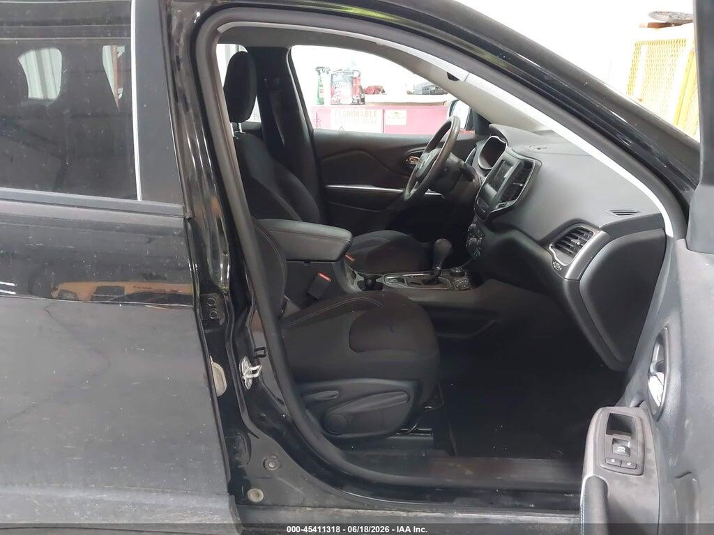 1C4PJMCB2MD242755 2021 JEEP CHEROKEE photo no. 5