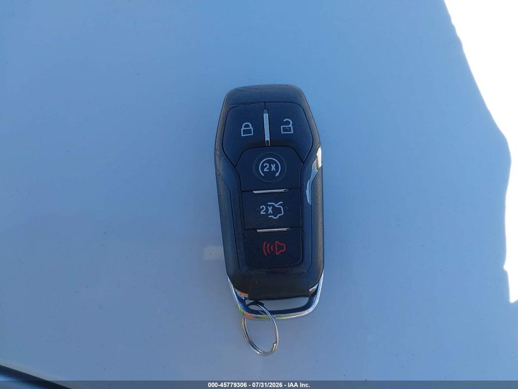 5LMCJ2D98GUJ30800 2016 LINCOLN MKC photo no. 11