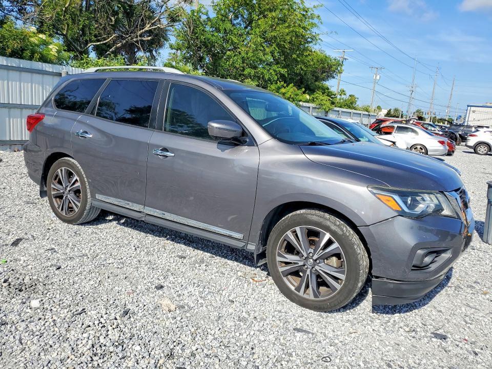 2017 NISSAN PATHFINDER PLATINUM — Фото 4 из 13