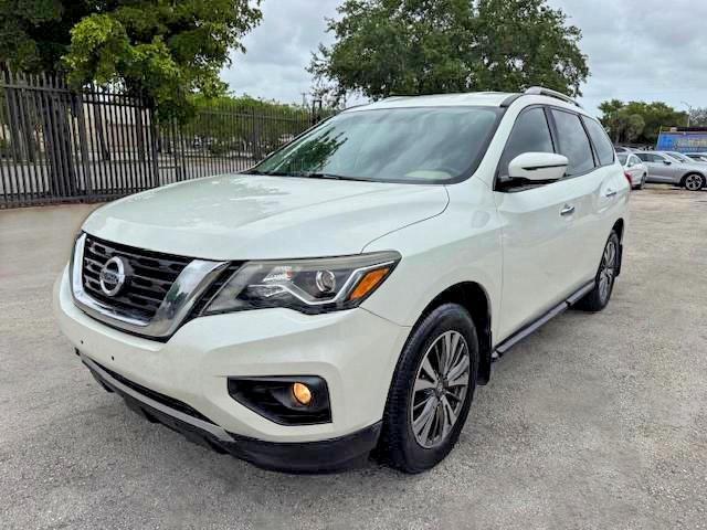 2017 NISSAN PATHFINDER SV