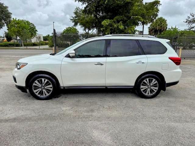 2017 NISSAN PATHFINDER SV — Фото 12 из 15