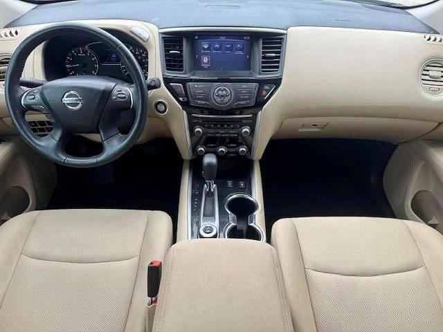 2017 NISSAN PATHFINDER SV — Фото 8 из 15