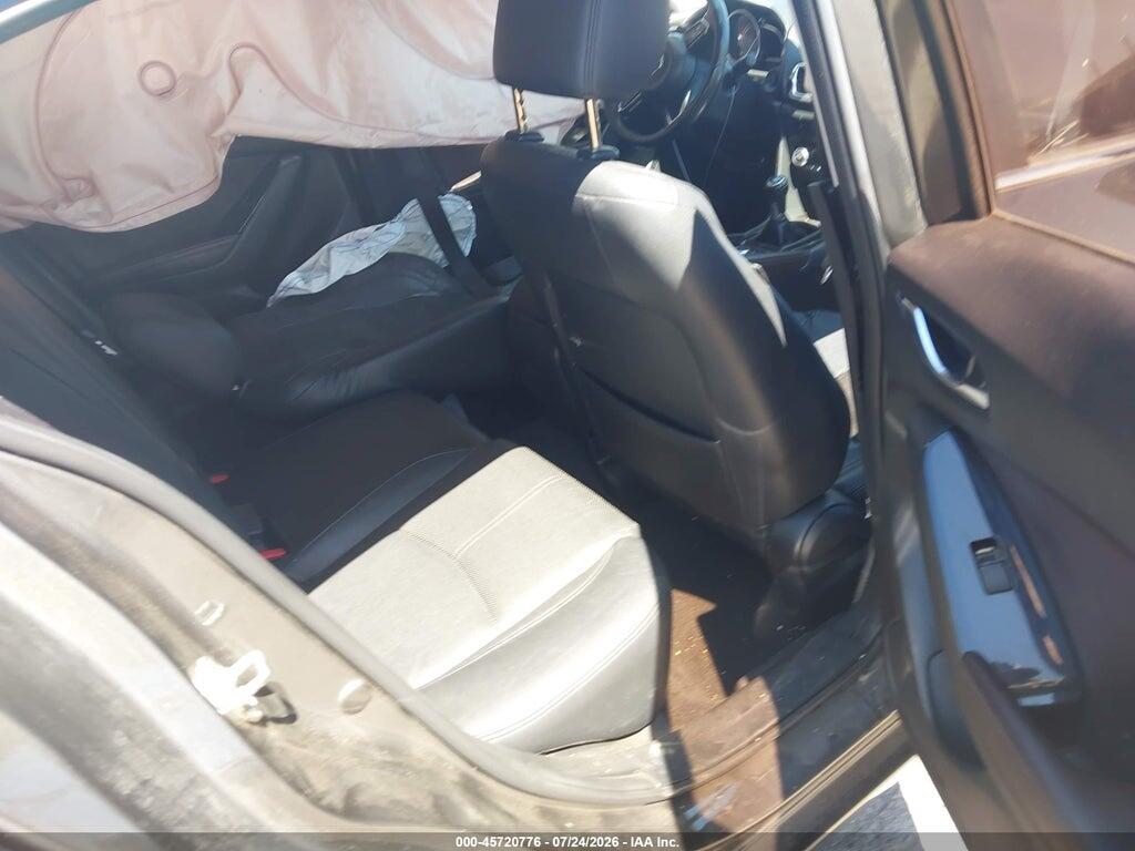 JM1BN1M31H1143372 2017 MAZDA MAZDA3 photo no. 8
