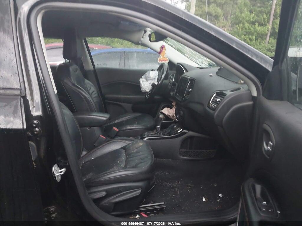 3C4NJDCB9MT584530 2021 JEEP COMPASS photo no. 5