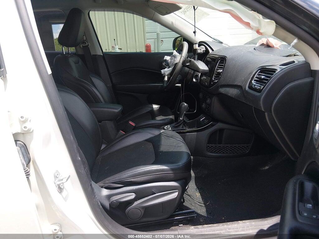 3C4NJCBB9MT570879 2021 JEEP COMPASS photo no. 5