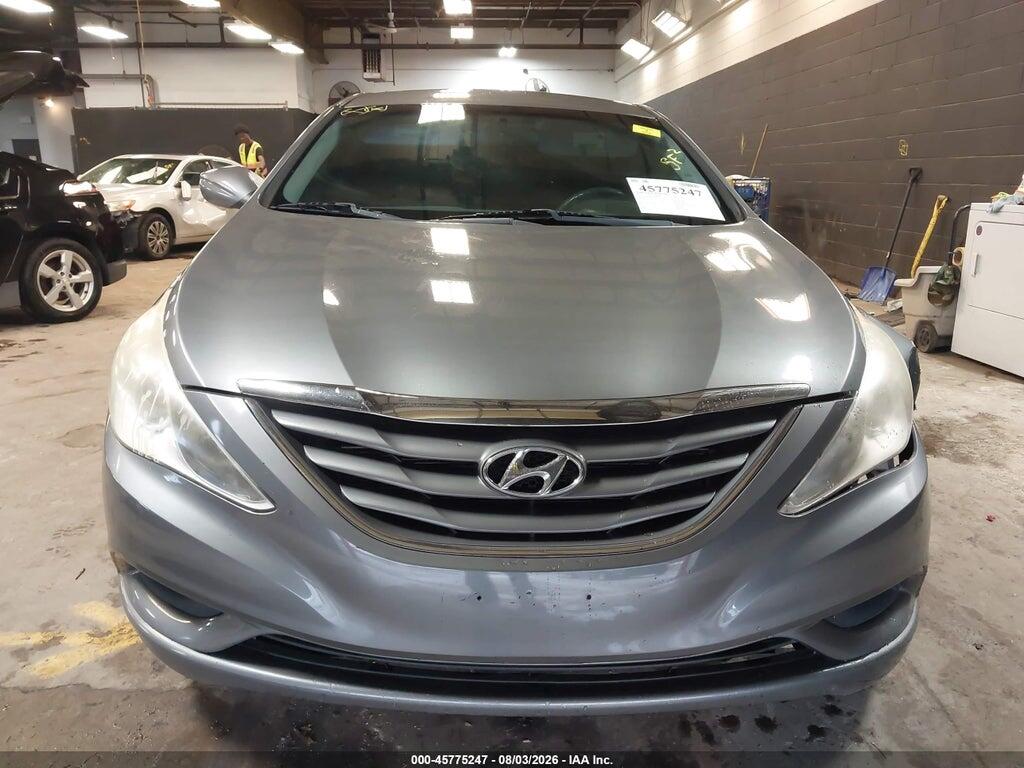 5NPEB4AC3BH067794 2011 HYUNDAI SONATA photo no. 12