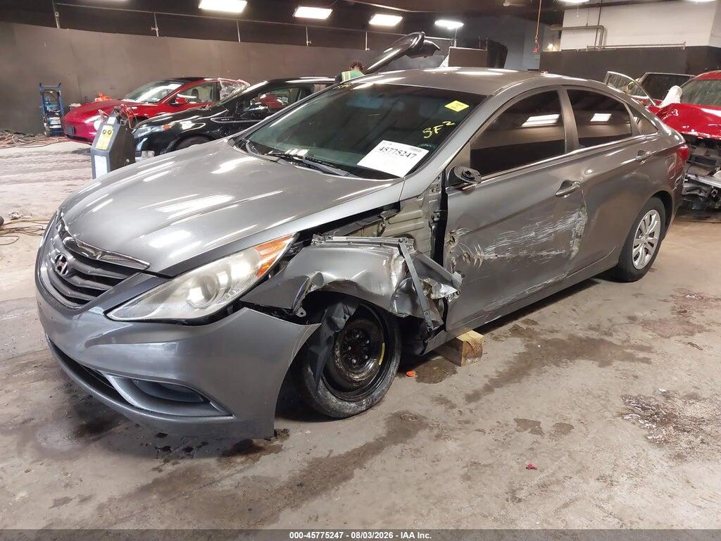 5NPEB4AC3BH067794 2011 HYUNDAI SONATA photo no. 2