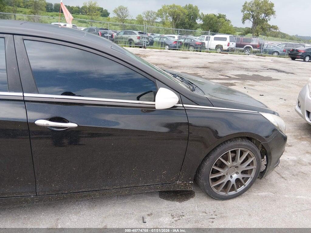 5NPEC4AC7BH074681 2011 HYUNDAI SONATA photo no. 12