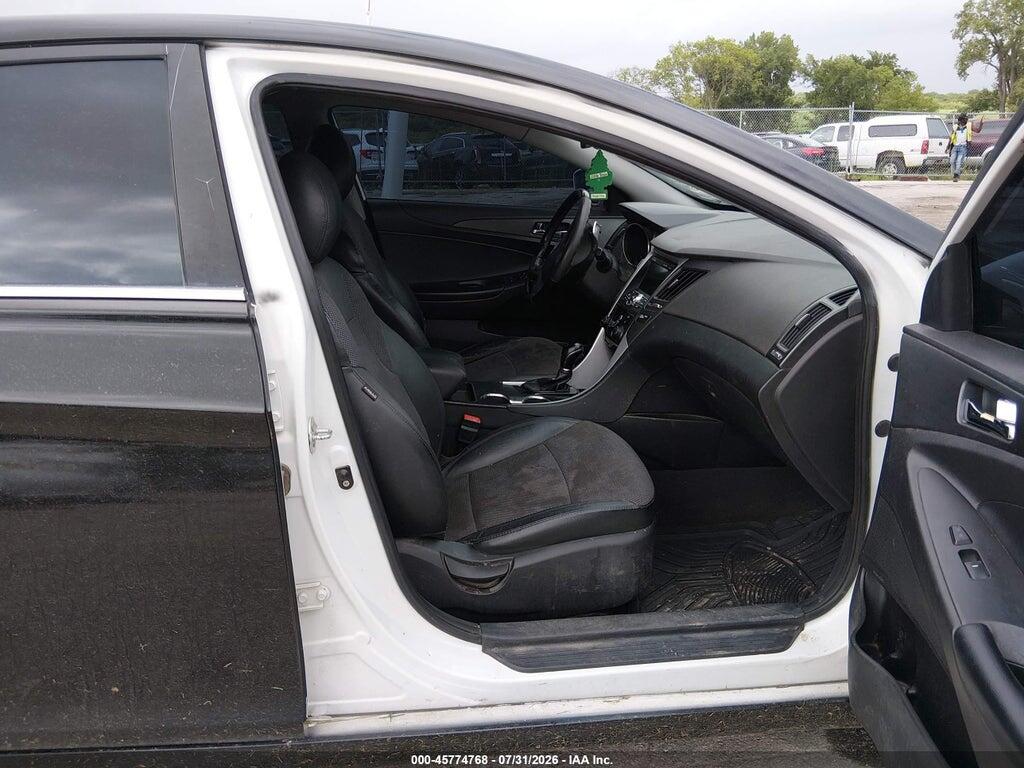 5NPEC4AC7BH074681 2011 HYUNDAI SONATA photo no. 5