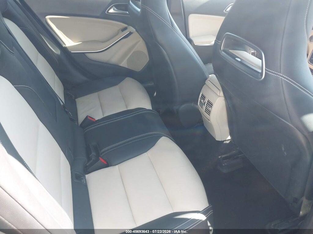 WDCTG4GB4HJ333003 2017 MERCEDES-BENZ GLA 250 photo no. 8
