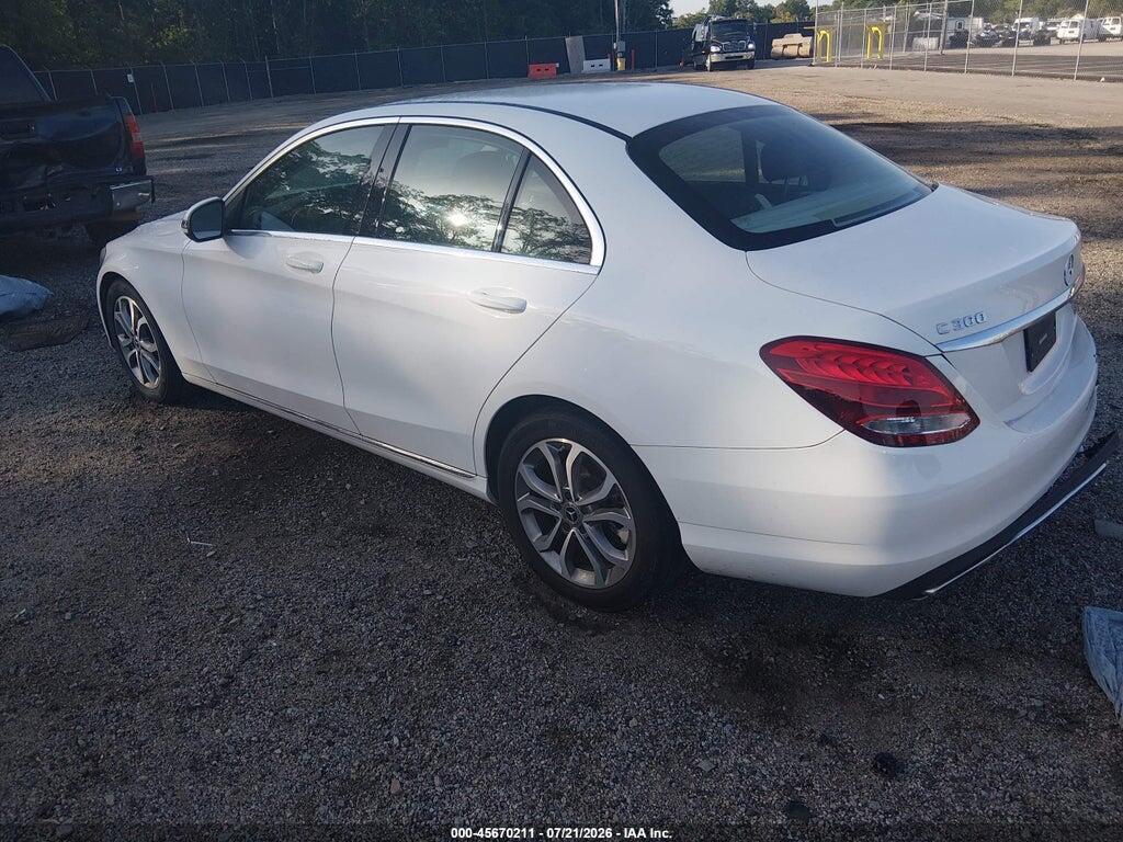 55SWF4JB0HU226390 2017 MERCEDES-BENZ C 300 photo no. 3