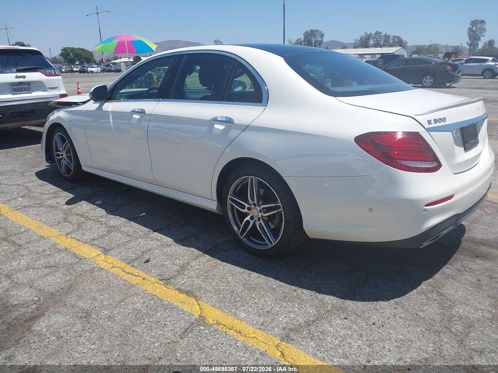 WDDZF4JB9HA220536 2017 MERCEDES-BENZ E 300 photo no. 3