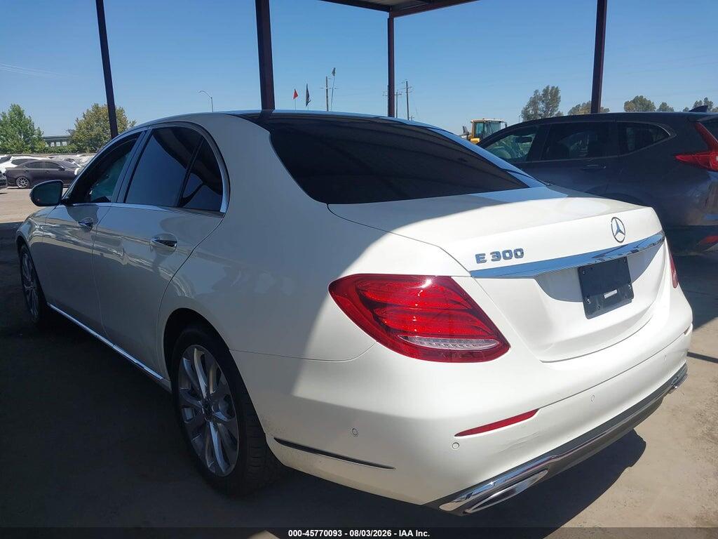WDDZF4JB1HA234351 2017 MERCEDES-BENZ E 300 photo no. 3