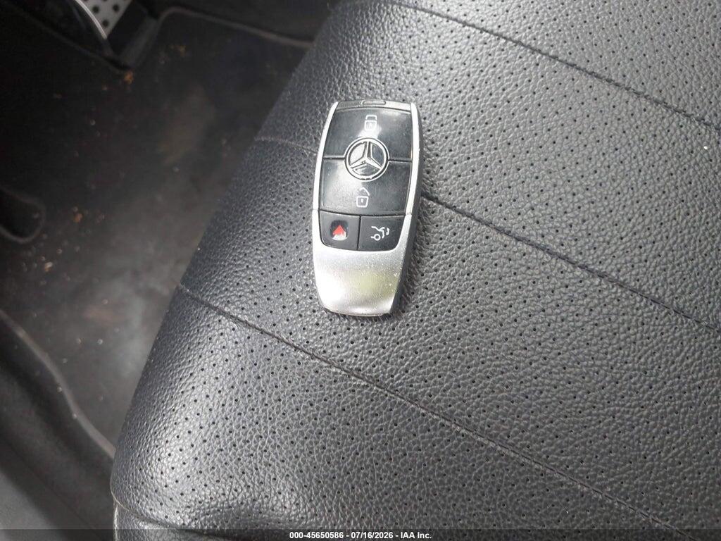 WDDZF4KB2HA056092 2017 MERCEDES-BENZ E 300 photo no. 11