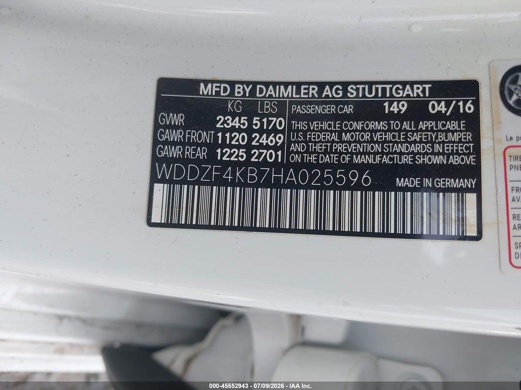 WDDZF4KB7HA025596 2017 MERCEDES-BENZ E 300 photo no. 9