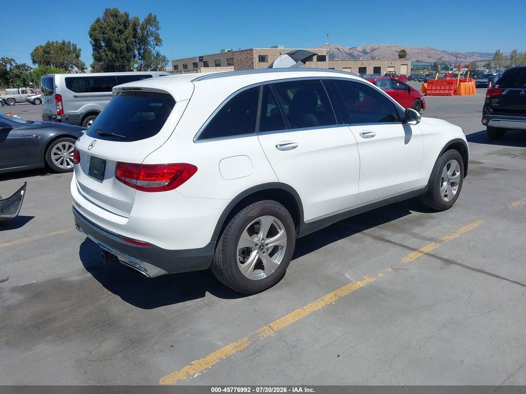WDC0G4JB1HV011164 2017 MERCEDES-BENZ GLC 300 photo no. 4