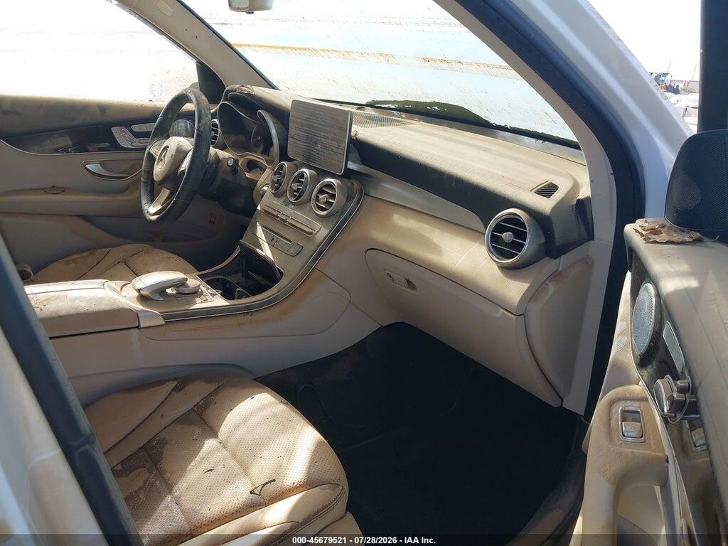 WDC0G4KB9HF201254 2017 MERCEDES-BENZ GLC 300 photo no. 5