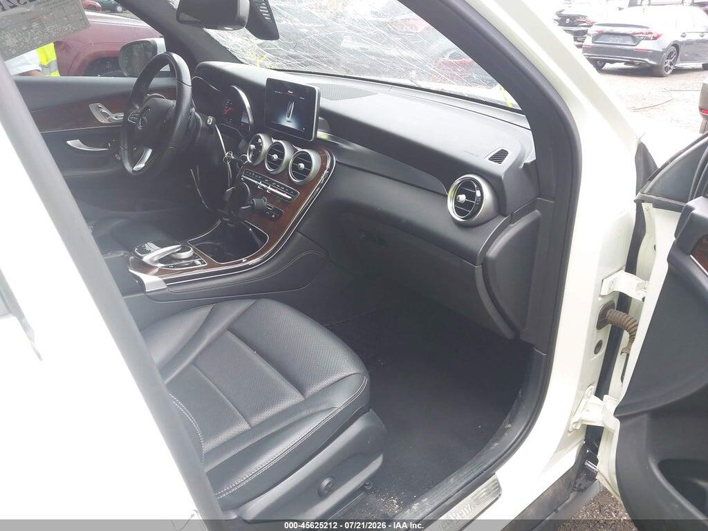 WDC0G4JB1HF115020 2017 MERCEDES-BENZ GLC 300 photo no. 5