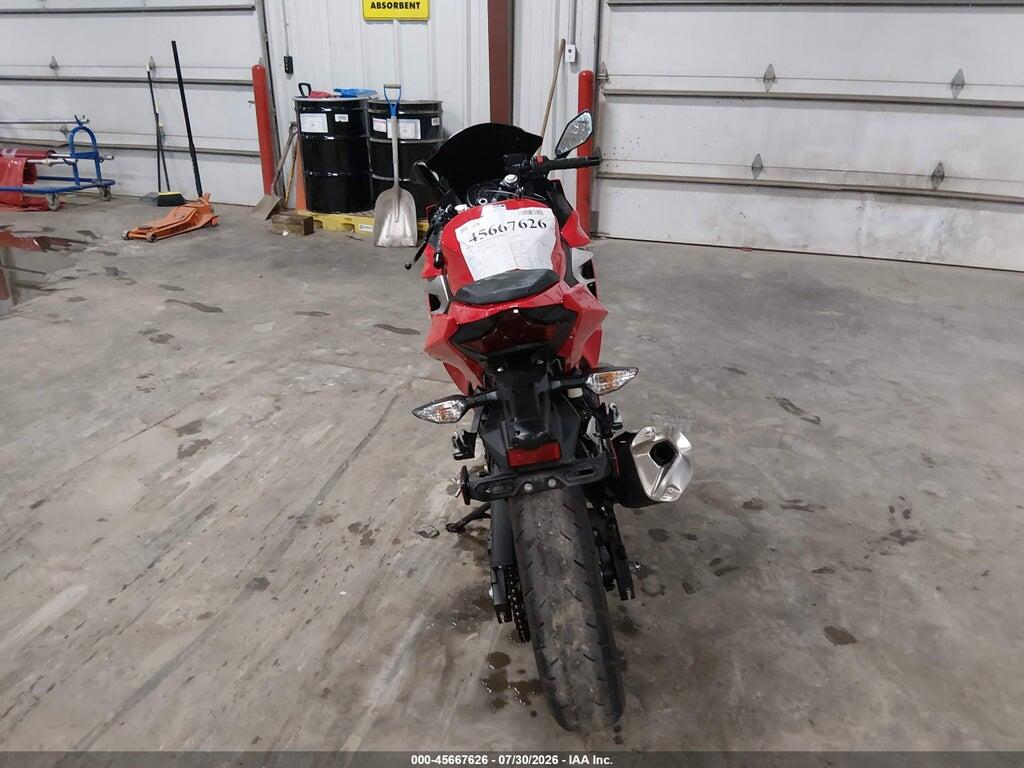 JKAEXKH17MDAB4866 2021 KAWASAKI EX400 photo no. 6