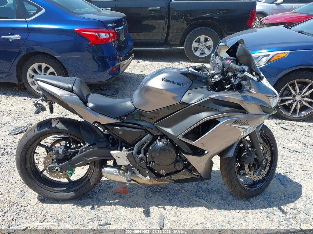 ML5EXEM19MDA35939 2021 KAWASAKI EX650 photo no. 12