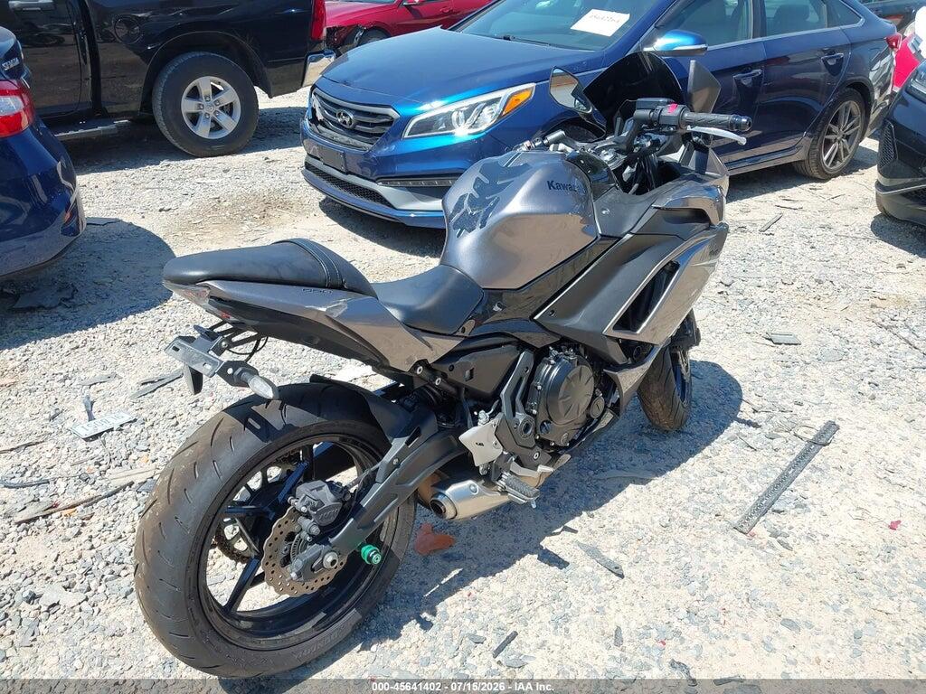 ML5EXEM19MDA35939 2021 KAWASAKI EX650 photo no. 4