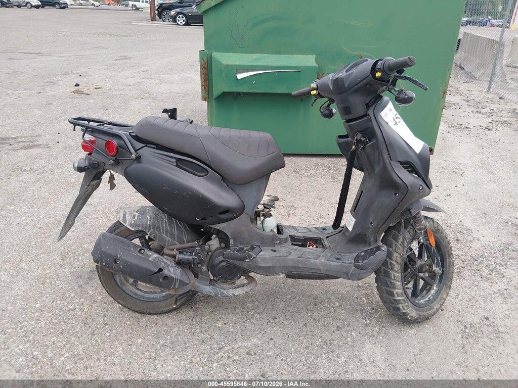 RFVPMP206N1022830 2022 GENUINE SCOOTER CO. ROUGHHOUSE photo no. 12